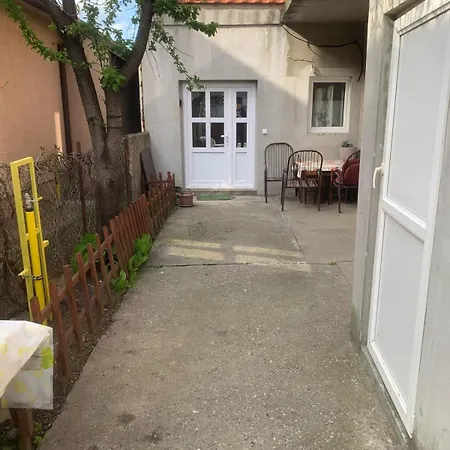 Skyline Belgrade Apartment Ledine